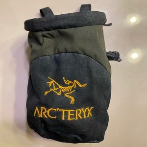 Arctyrex chalk bag